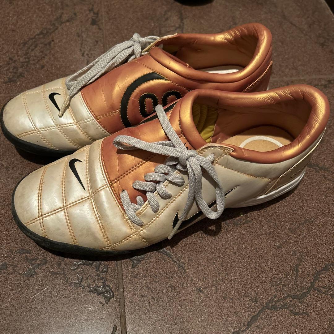 【レア】Nike total 90 Ⅲ ホワイト/ゴールド トレーニングシューズ