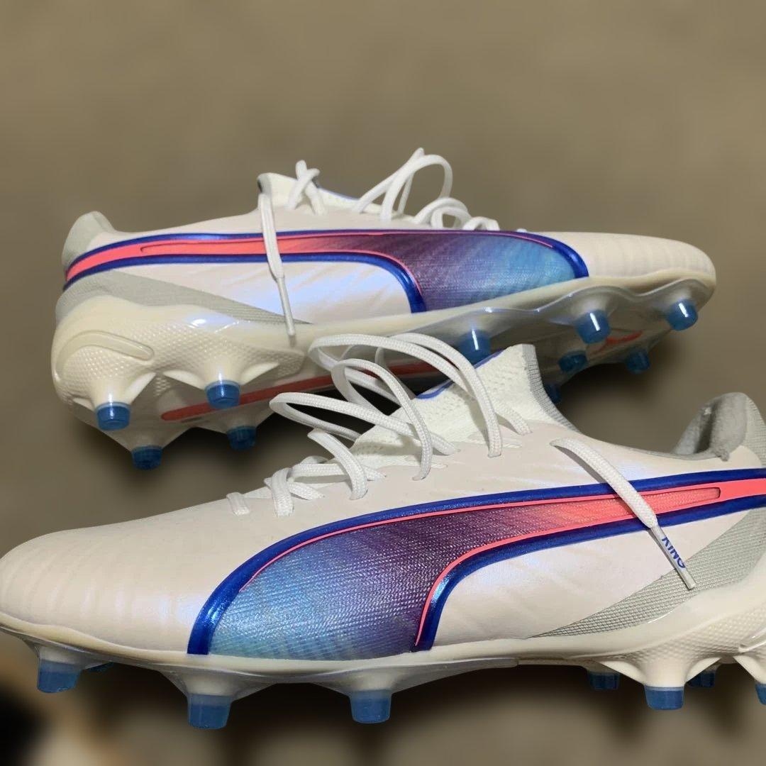 PUMA KING サッカーシューズ ホワイト/マルチカラー