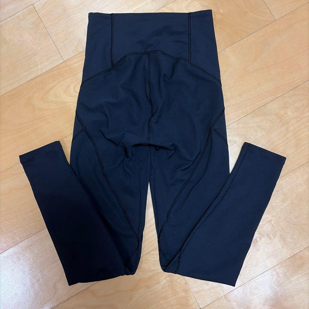 美品《リントスル》パーフェクトフォームレギンス　トレーニング　ブラック・L