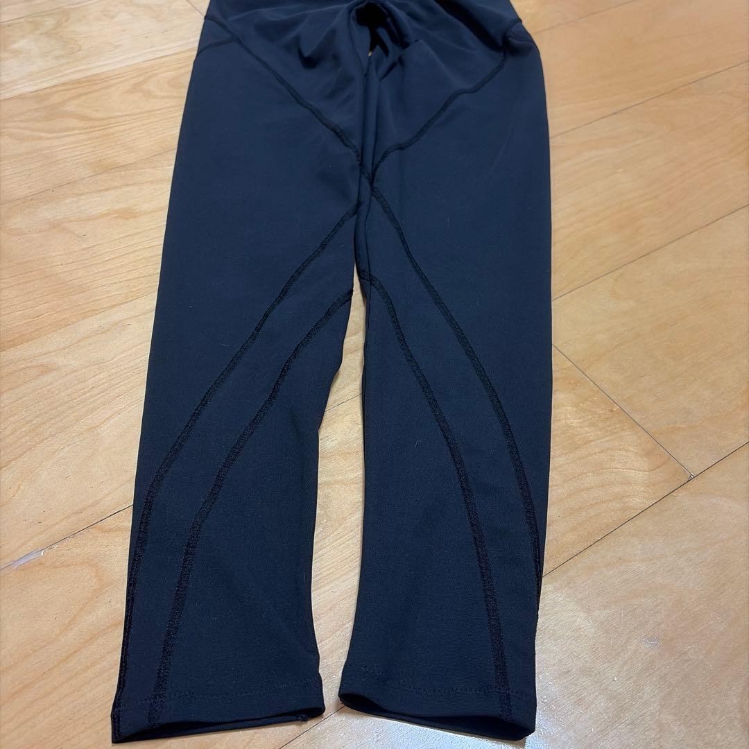 美品《リントスル》パーフェクトフォームレギンス　トレーニング　ブラック・L