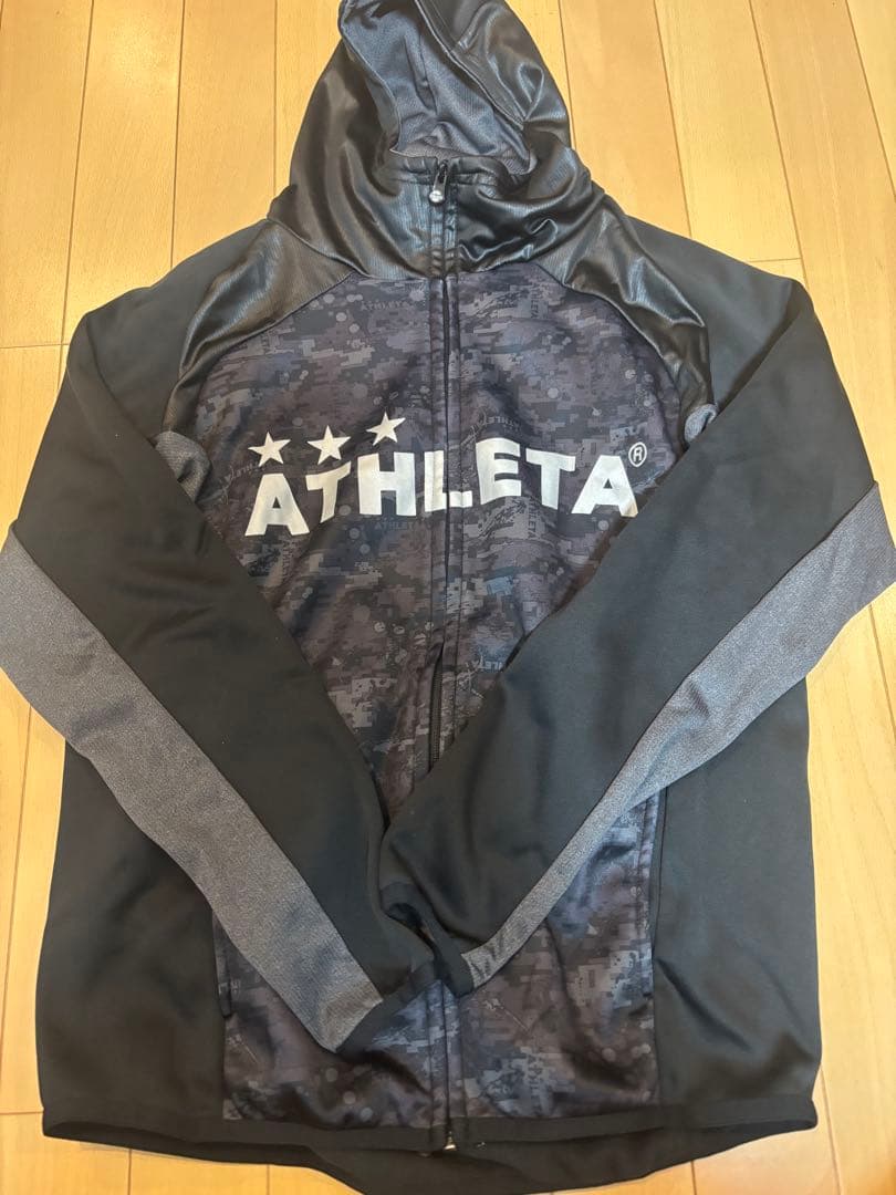 ATHLETA 迷彩柄 フード付きジャージ S、送料無料
