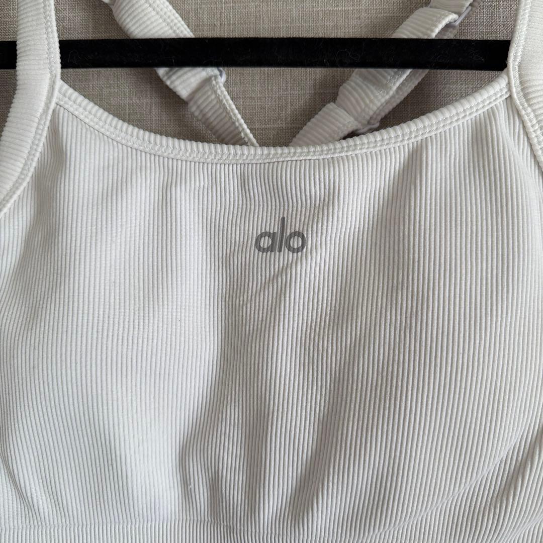 ALO Yoga ブラトップ
