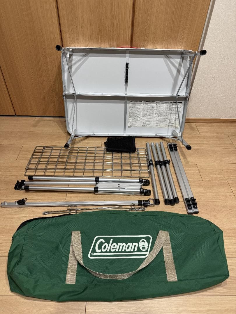 Coleman オールインワンキッチンテーブル