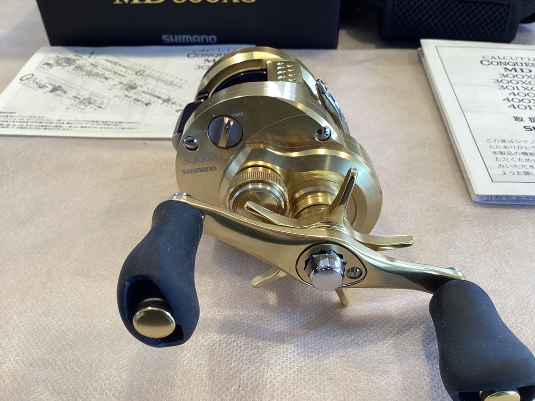 シマノ カルカッタ コンクエストMD 300 XG SHIMANO