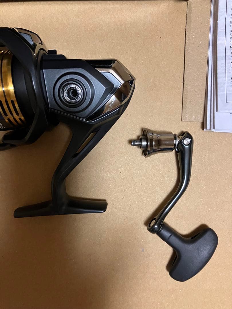 値引き特価⭐️SHIMANOサハラ22サハラ C3000HG 新品/未使用