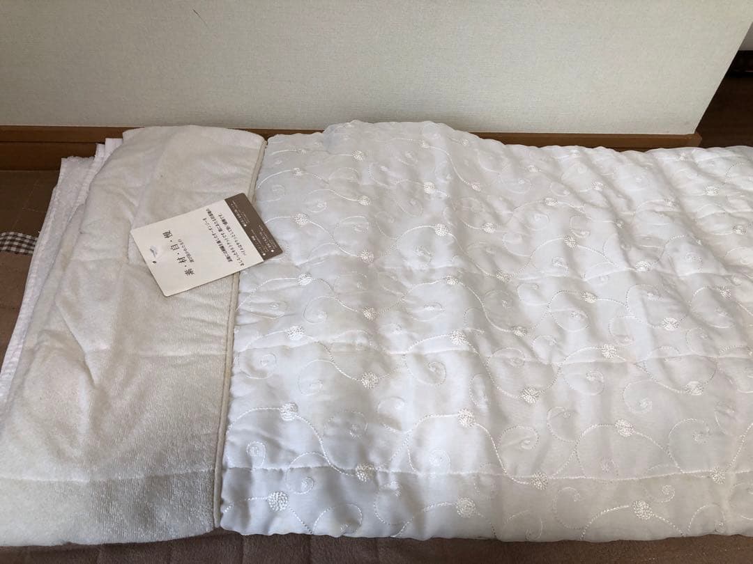 西川産業　キルケット　2枚セット　140×190　シミ有　未使用保管品