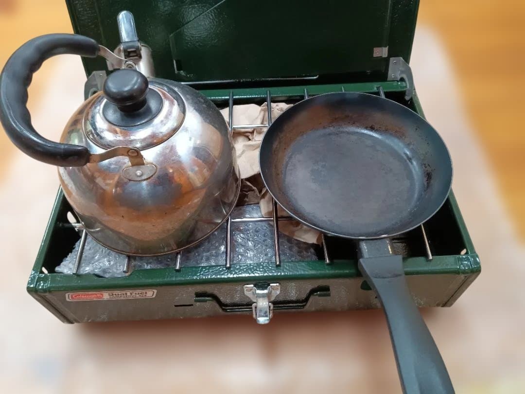 Coleman Dual Fuel 424　ツーバーナーコンロ　災害　ガソリン