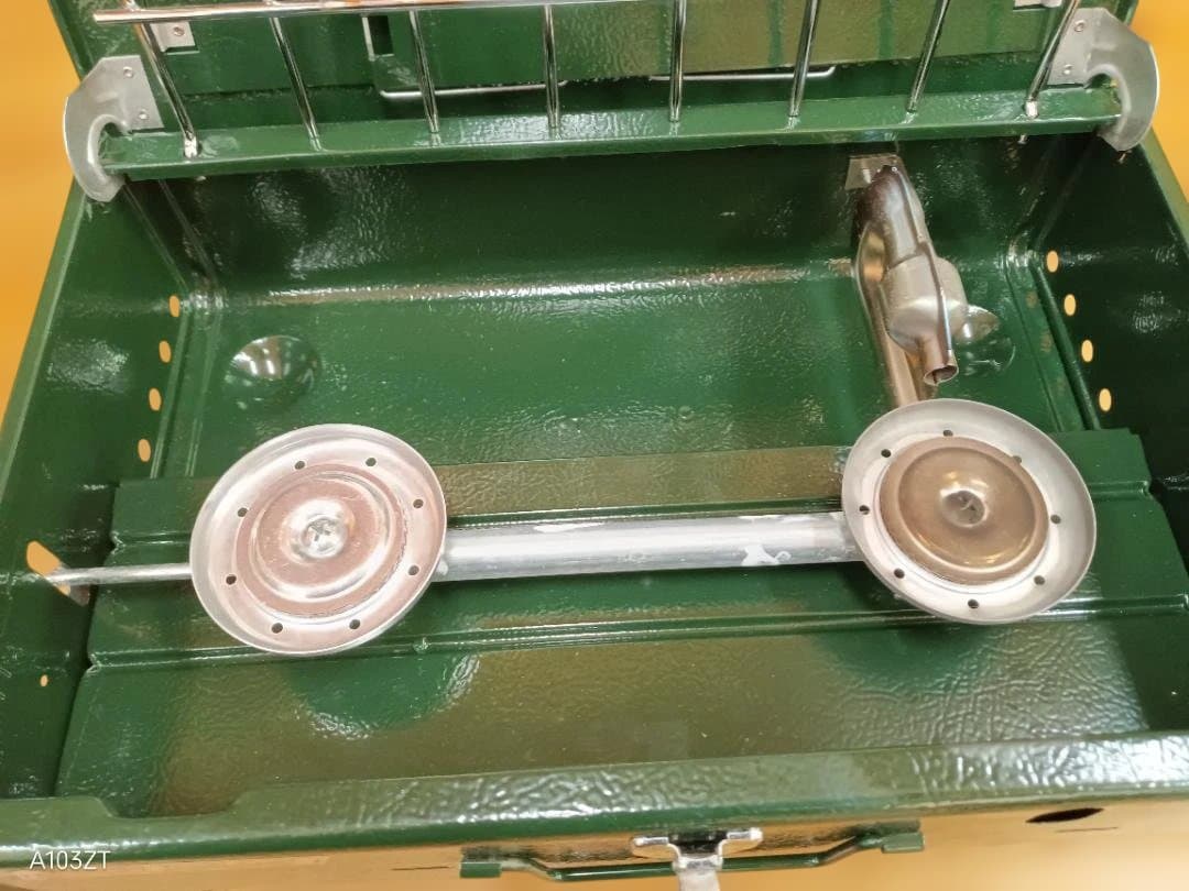 Coleman Dual Fuel 424　ツーバーナーコンロ　災害　ガソリン