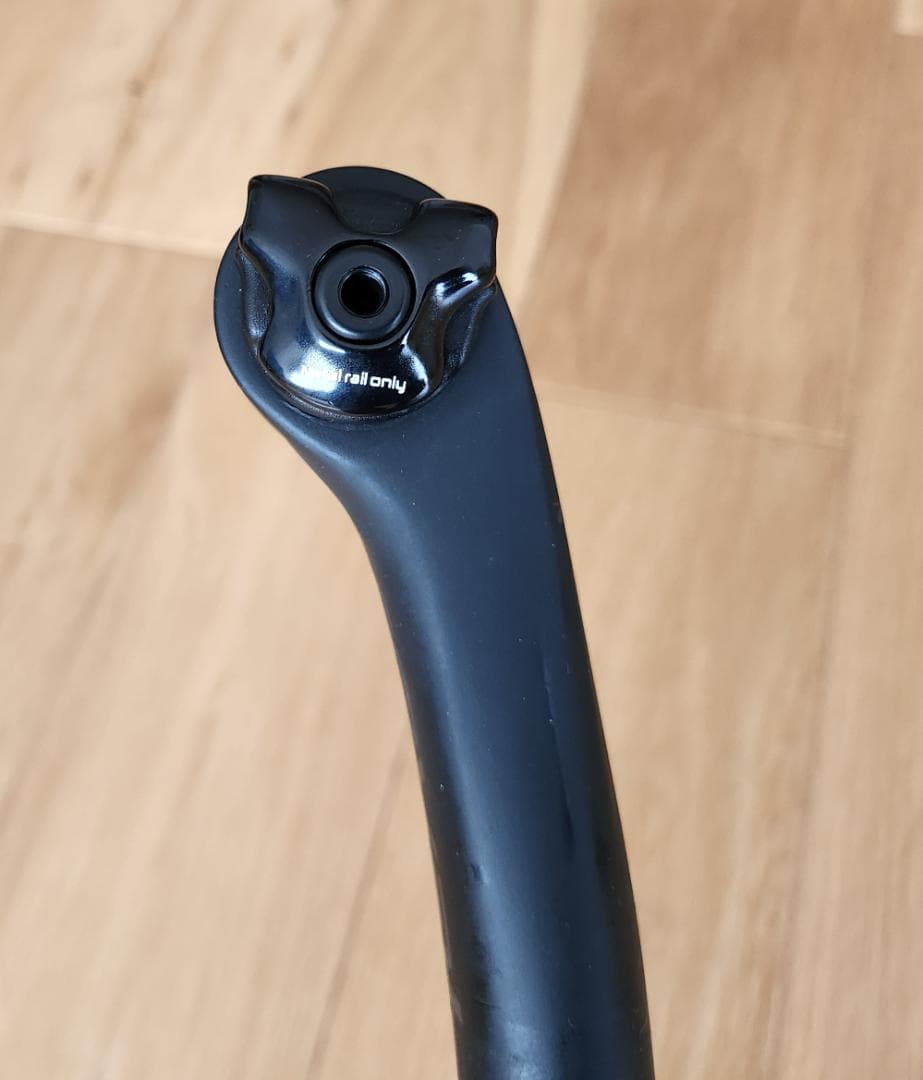パーツ ROVAL TERRA CARBON SEATPOST 20mm offset