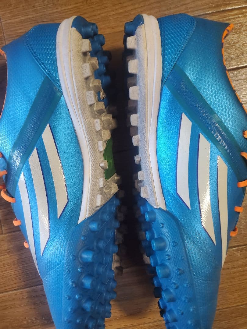 adidas F30 TF トレーニングシューズ