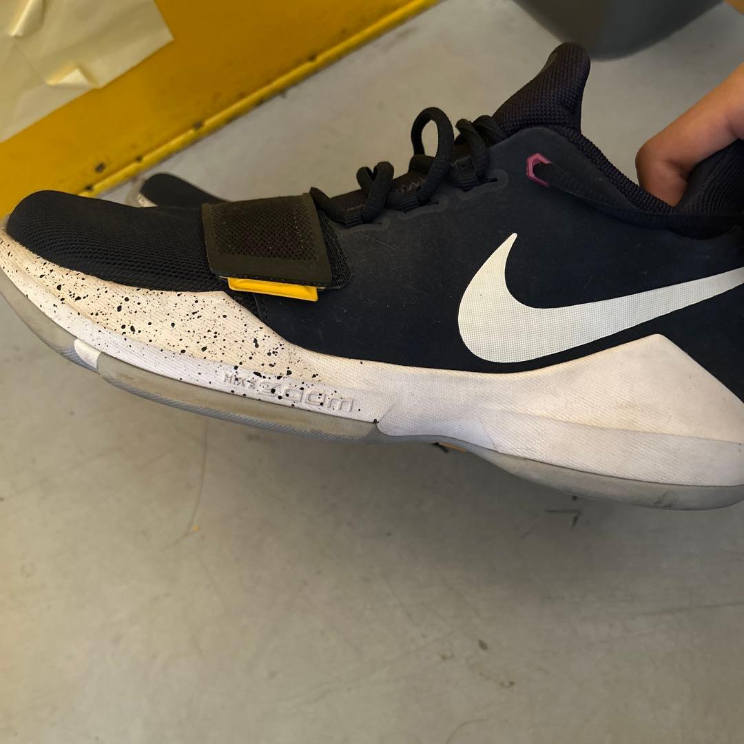 【期間限定価格】Nike バスケットボールシューズ ネイビー