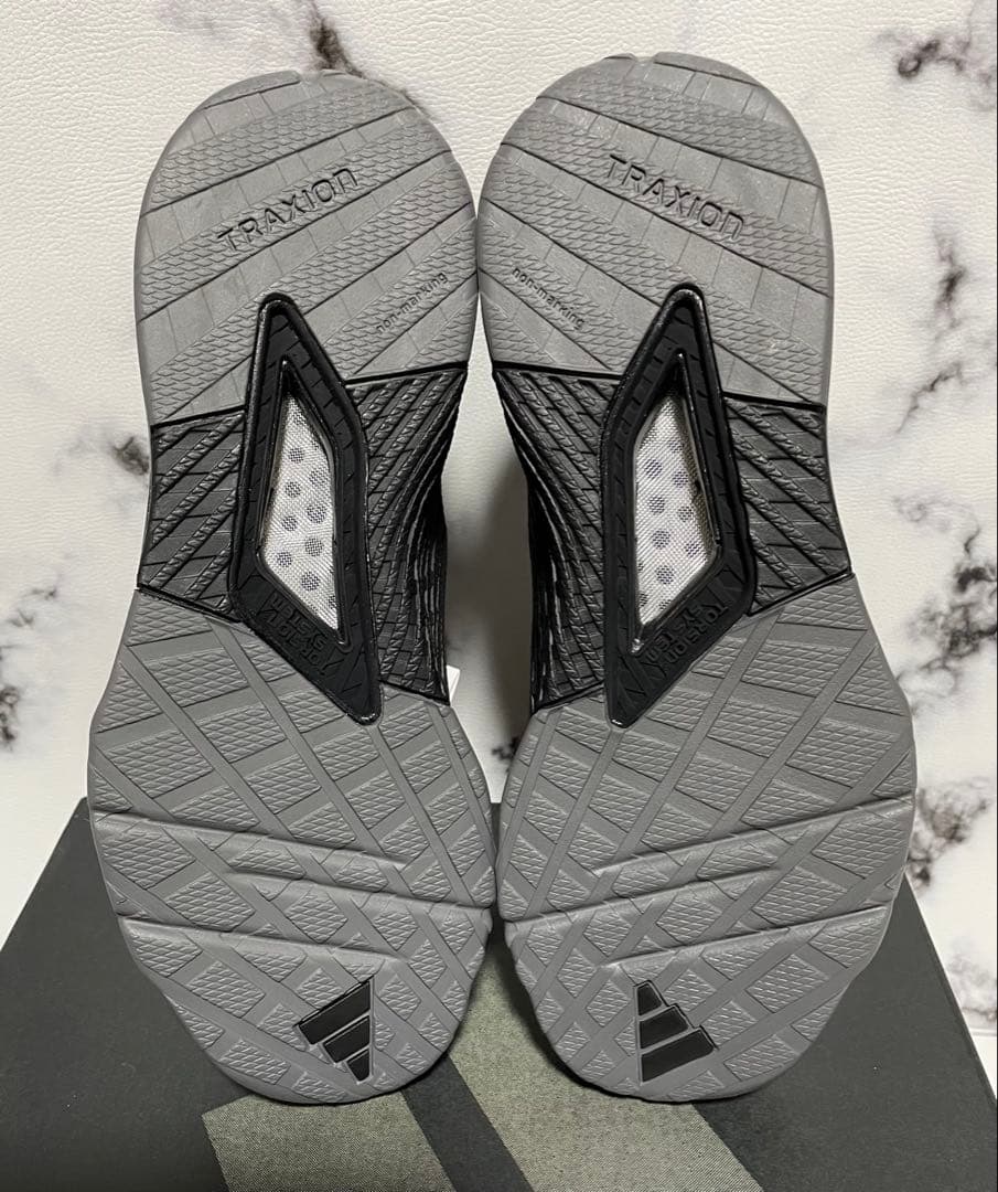 【新品タグ付】adidas トレーニングシューズドロップセット2