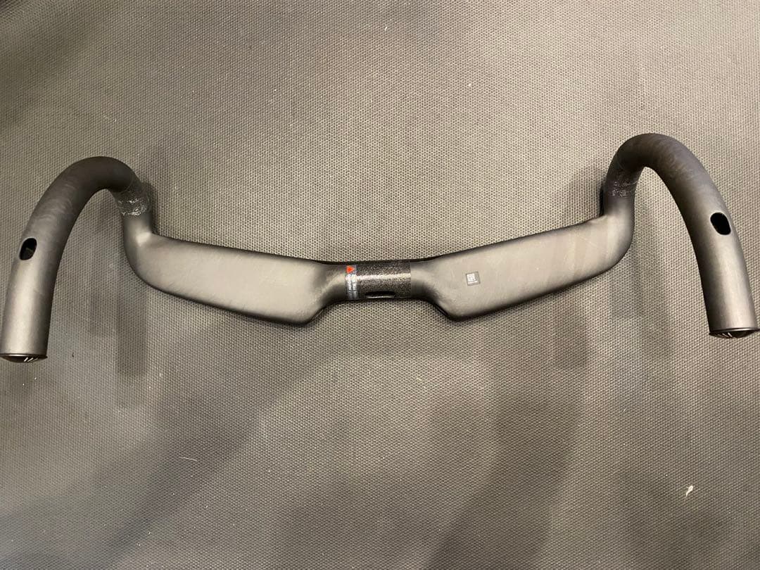 カーボン製エアロハンドルVISION TCIMAX CARBON