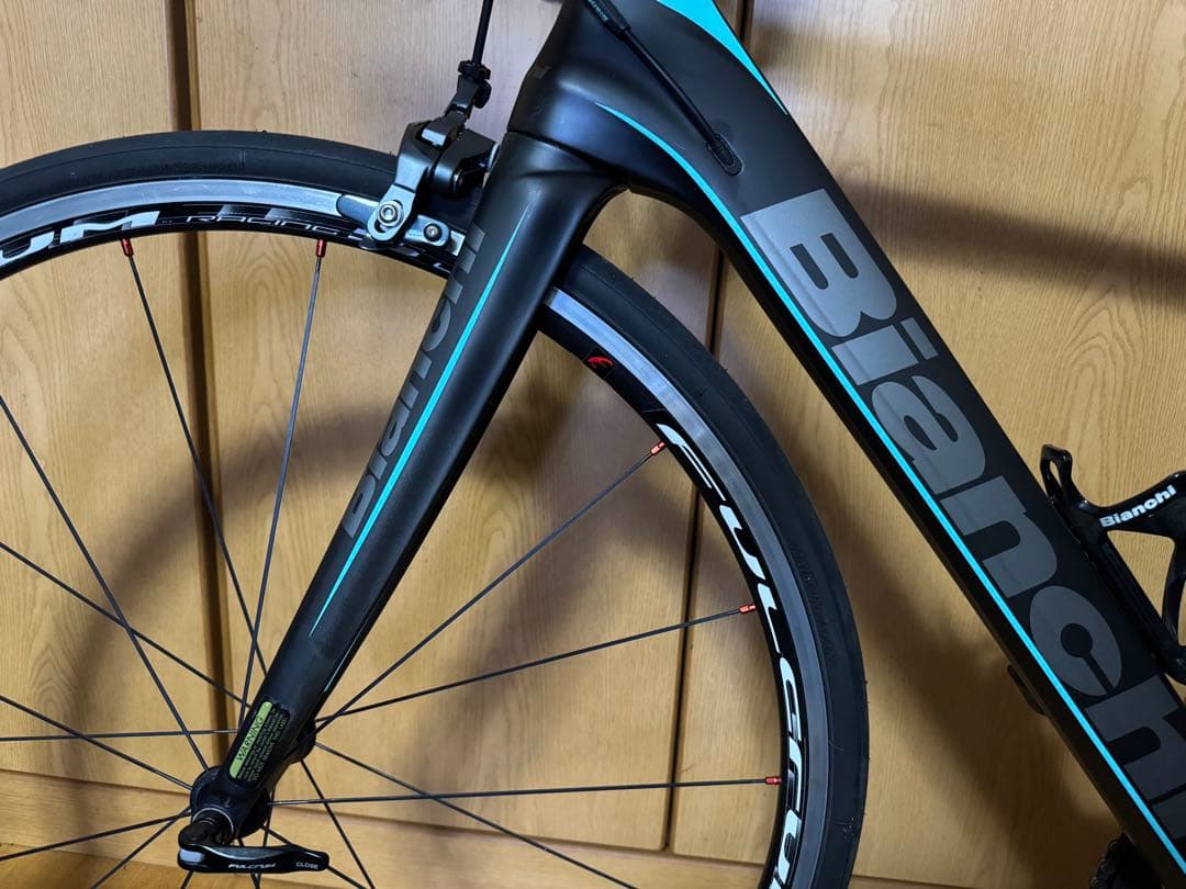 美品　BIANCHI INFINITO CV アルテグラ　11速