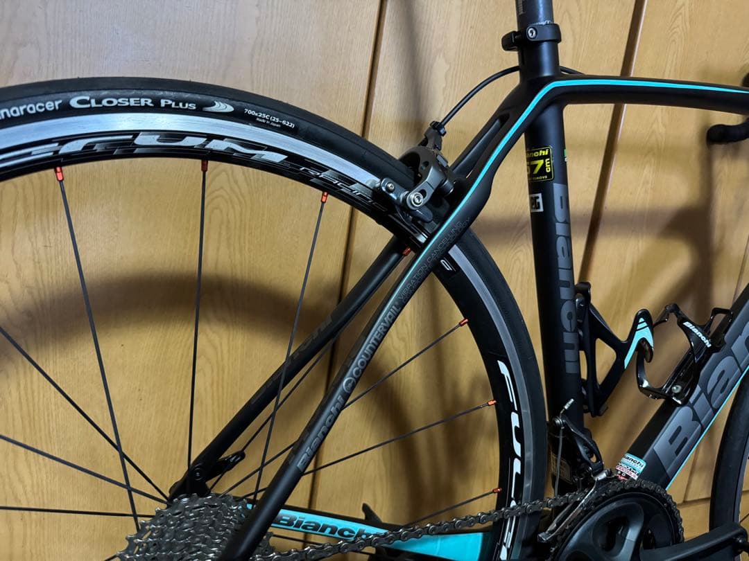 美品　BIANCHI INFINITO CV アルテグラ　11速