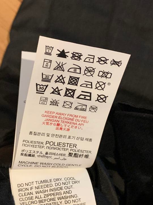 【新品／未使用品】スノーパンツ　クイックシルバー　140㎝　※タグ付