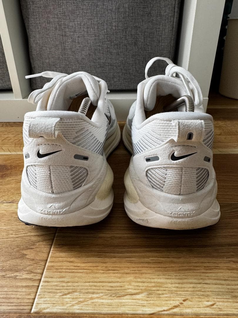 Nike Vomero ナイキ　ボメロ18 27cm