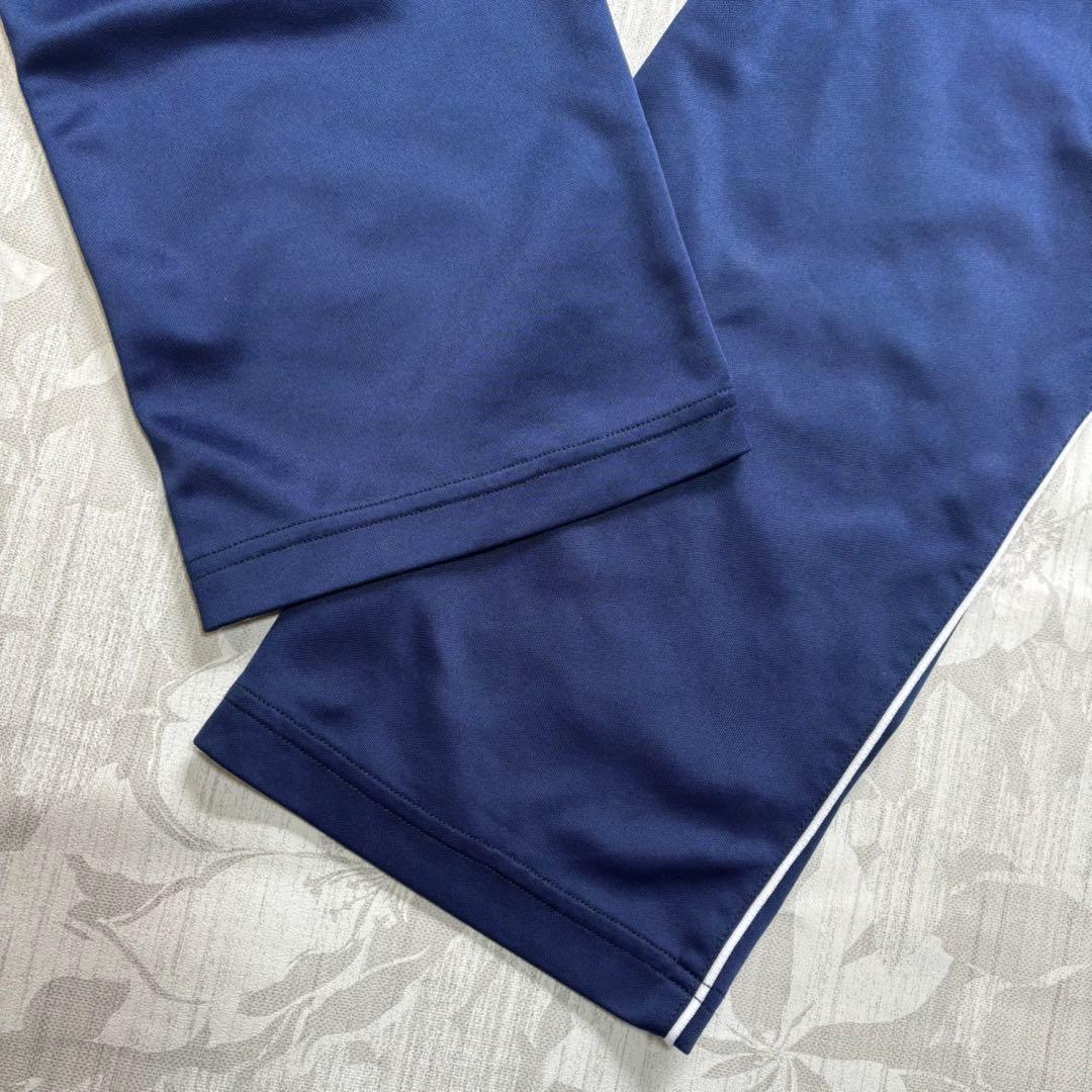 FILA ジャージ下　メンズM（ユニセックス可）　明るいネイビー　ブランドロゴ