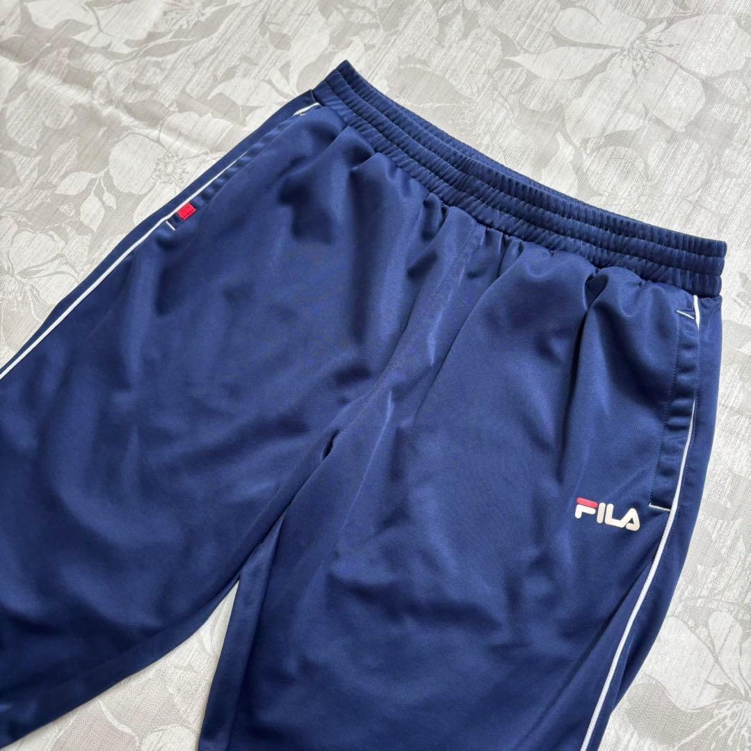 FILA ジャージ下　メンズM（ユニセックス可）　明るいネイビー　ブランドロゴ