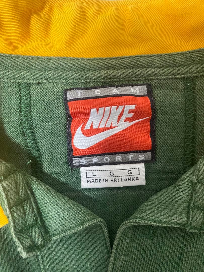 NIKE ロンT