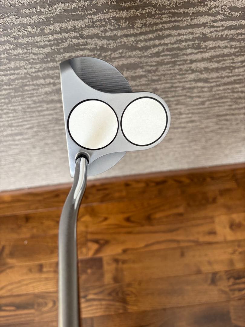 Odyssey White Hot OG 2-Ball パター