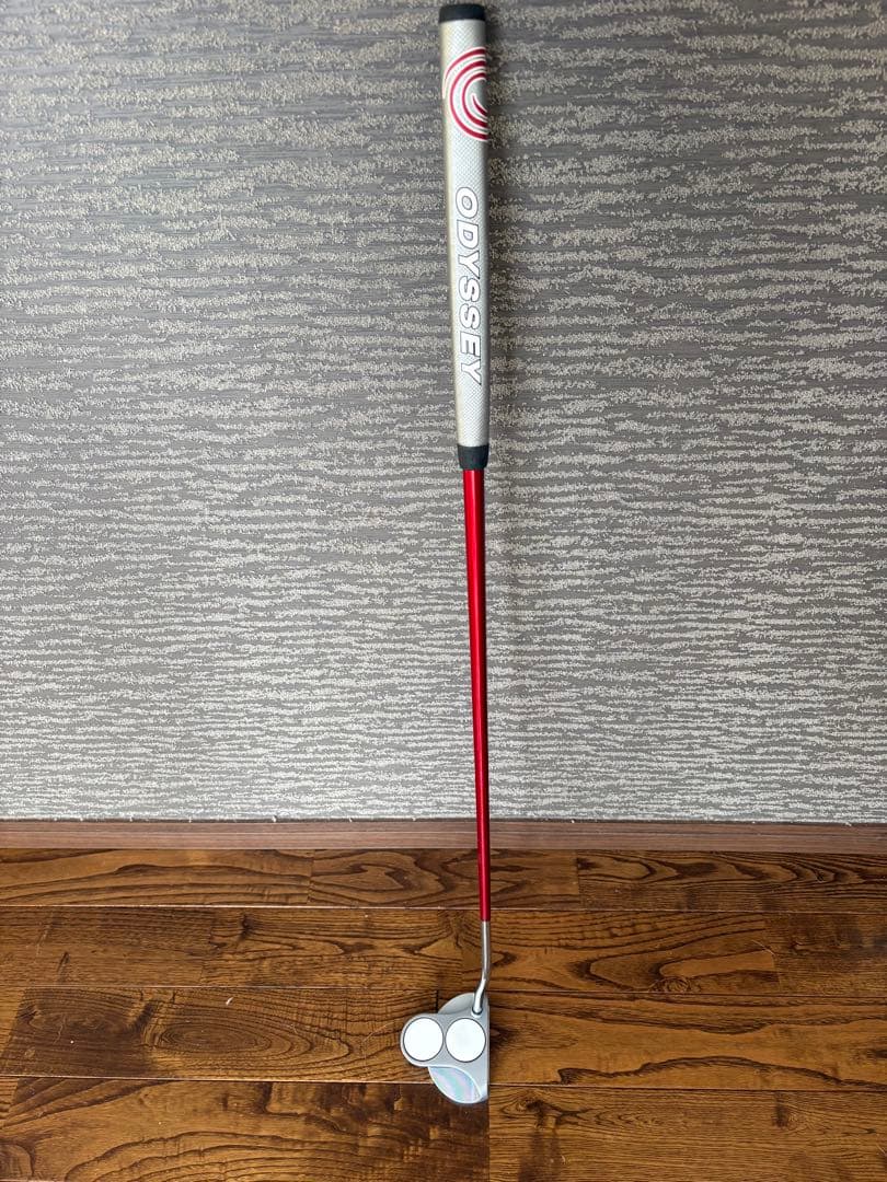 Odyssey White Hot OG 2-Ball パター