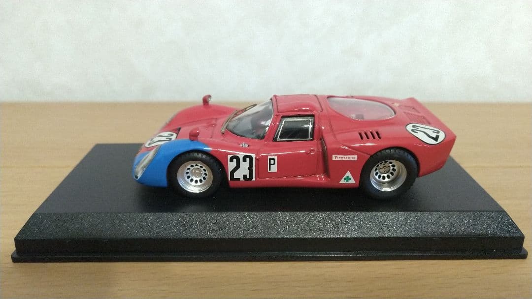 アルファロメオ TZ2, 33.2 1/43ミニカー２台セット