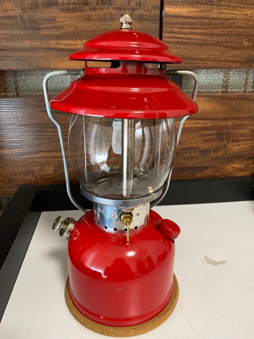Coleman コールマン 200A ランタン 71年6月製　とてもきれい