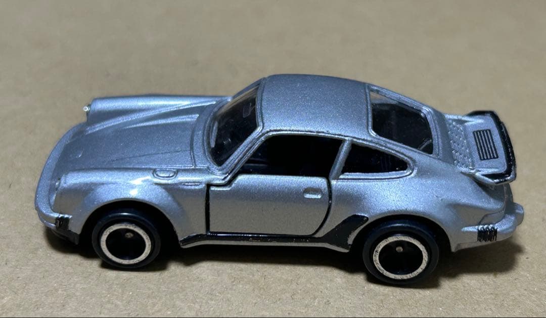 日本製 トミカ ポルシェ930ターボ ３台セット