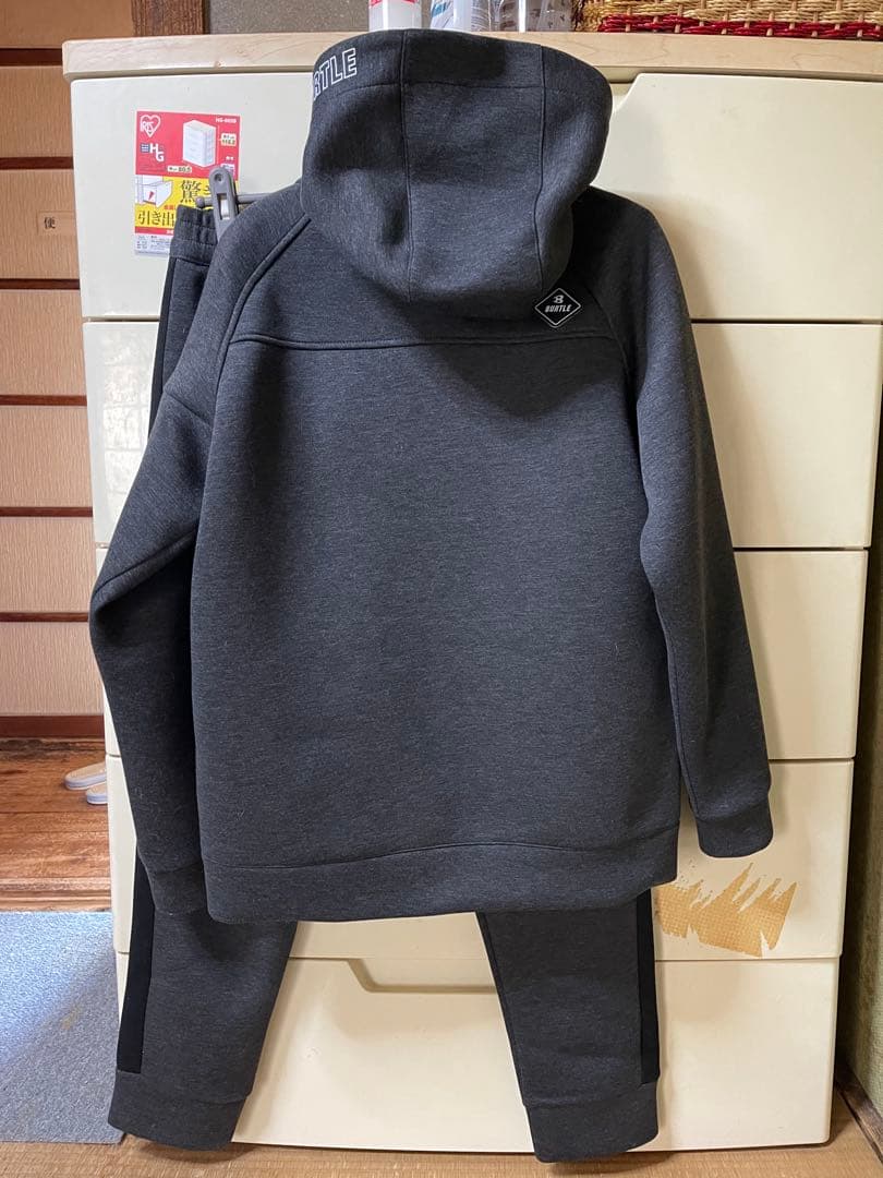 BURTLE フード付きエアーテックフーデイ、パンツ上下セット チャコールグレー