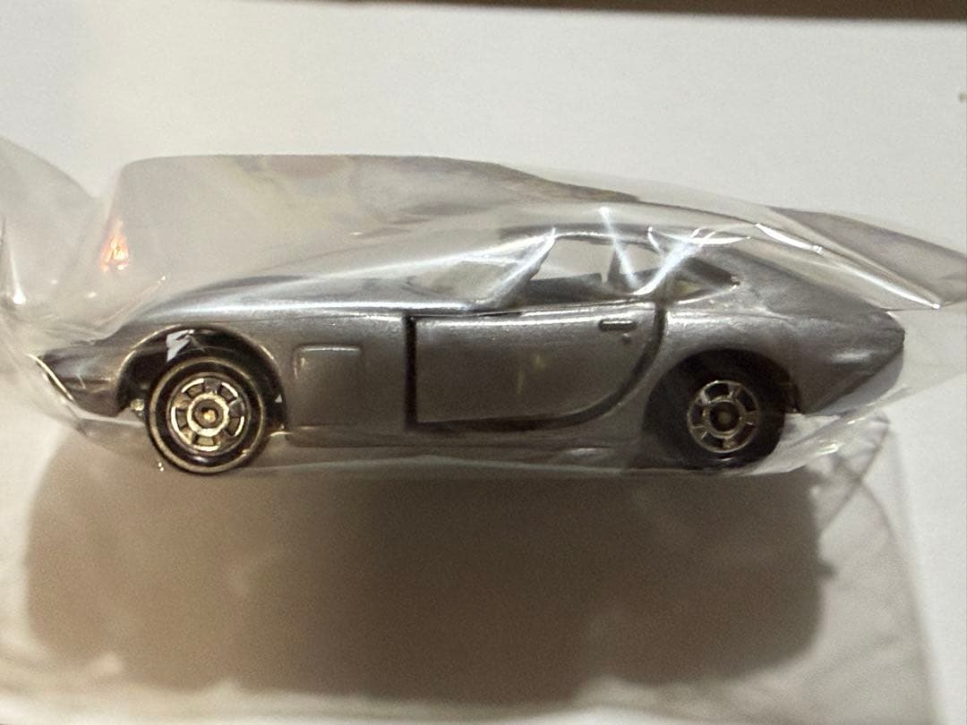 トミカ トヨタ2000GT 黒箱