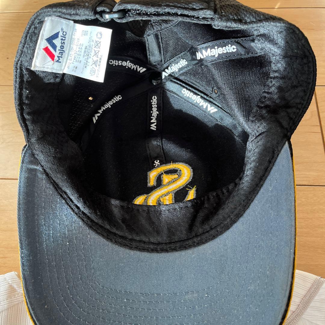 ソフトバンクホークス 柳田選手　ユニフォームL帽子セット