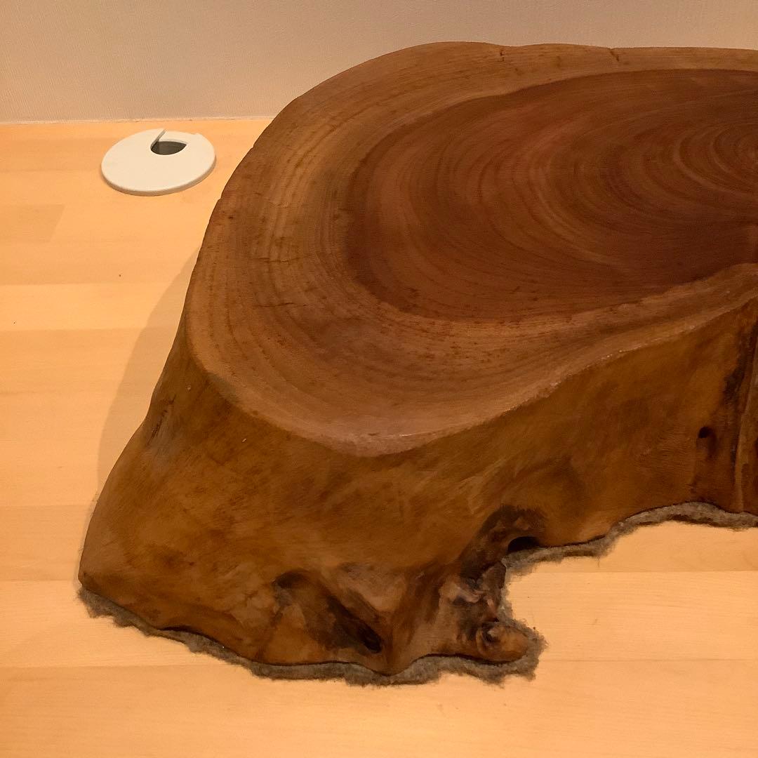 無垢材 フラワースタンド　花瓶台 自然な形状 茶色