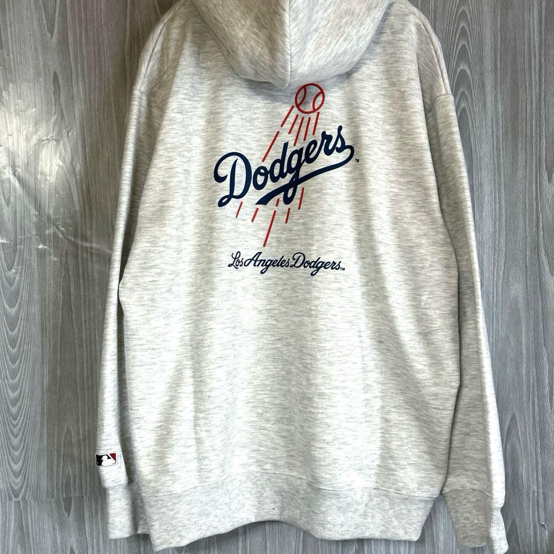 【新品 LL】MLB LA ドジャース　裏起毛　フルジップ　パーカー