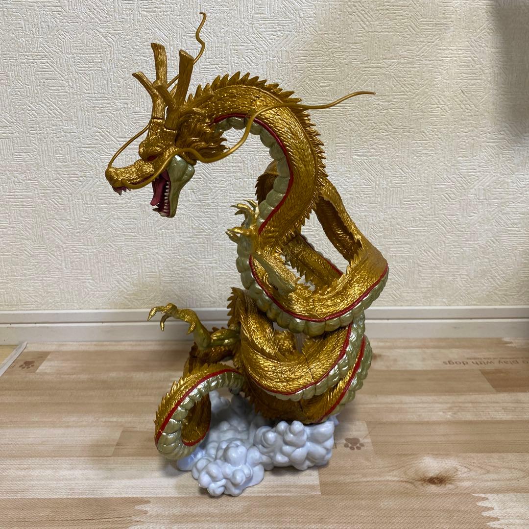ドラゴンボール　神龍　フィギュア　黄金