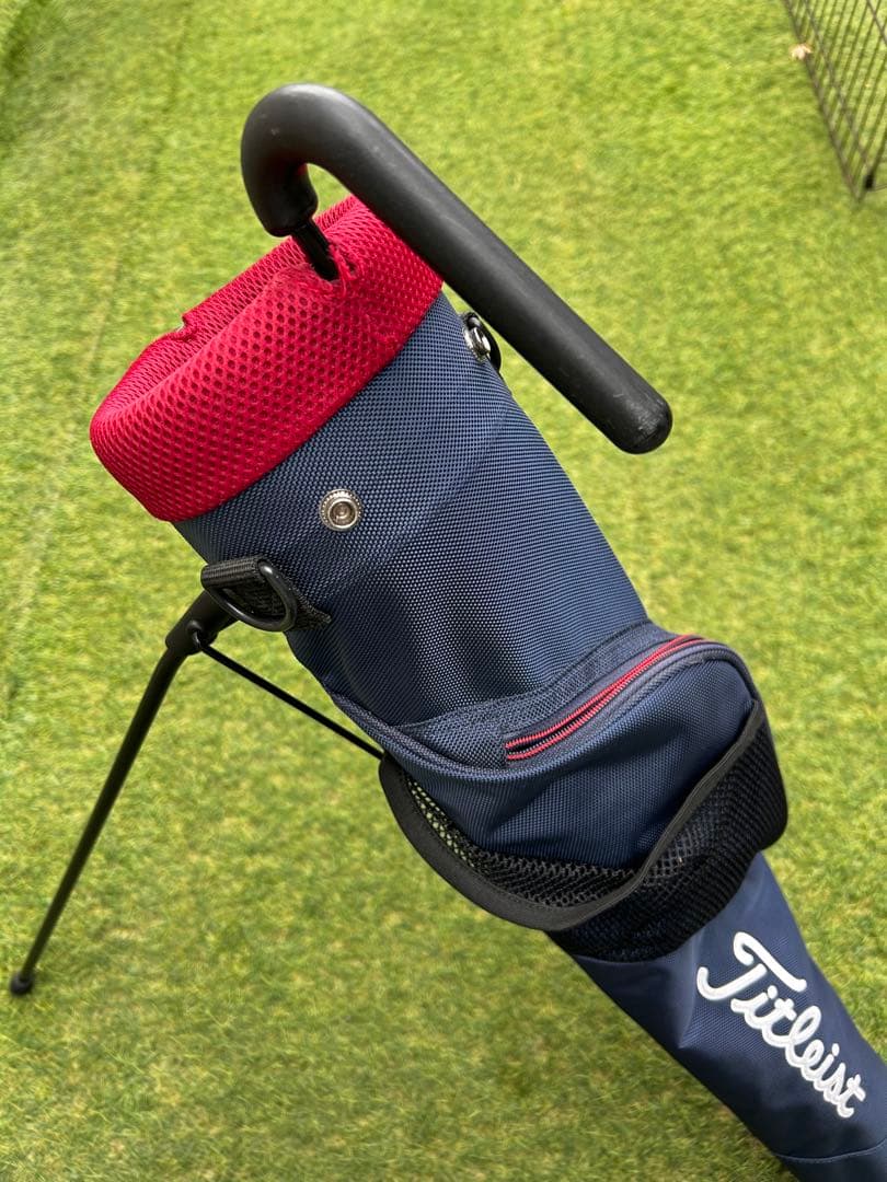 Titleist セルフスタンド型ゴルフバッグ