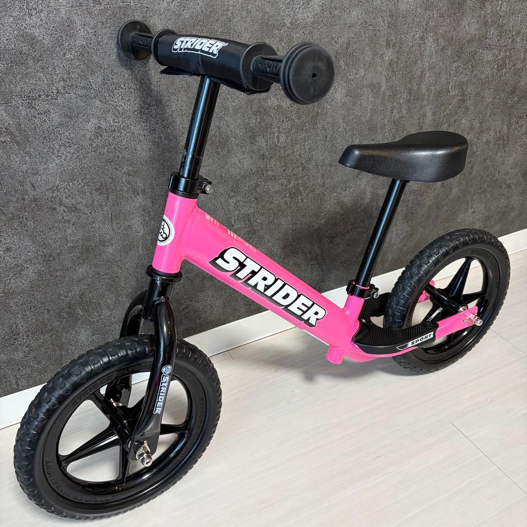 【正規店購入】美品　ストライダースポーツモデル　ピンク　12インチ　キッズバイク
