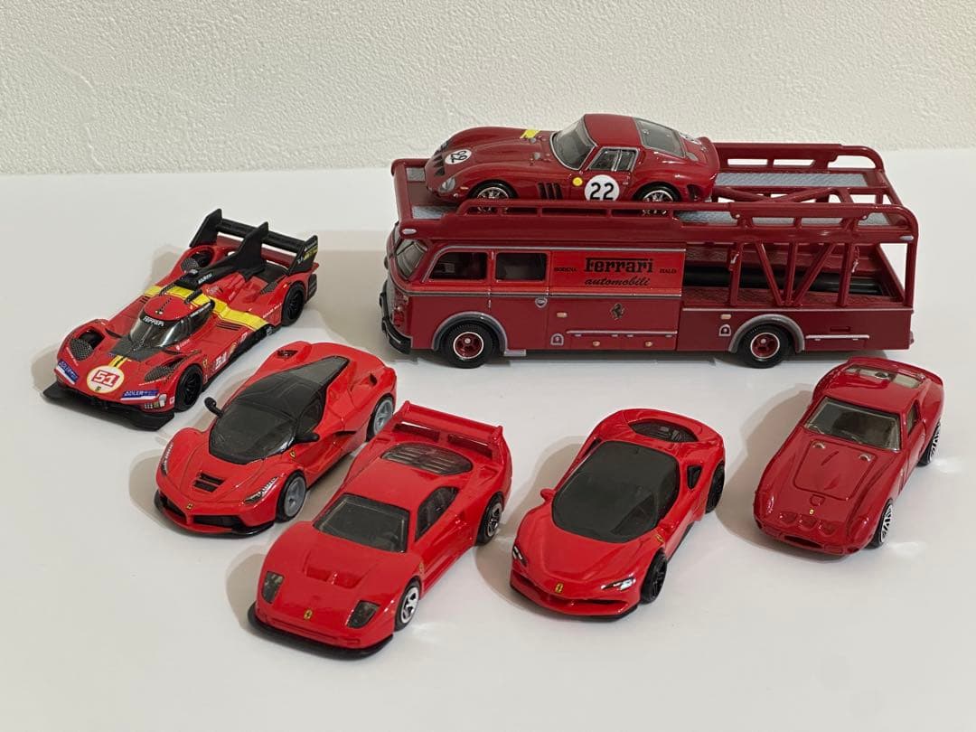 ホットウィール　フェラーリセット