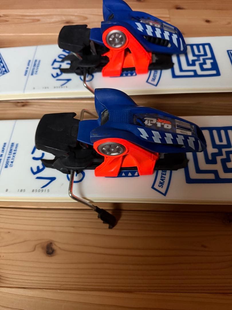 Vector glide バターナイフ メタル U.H. Jester Pro