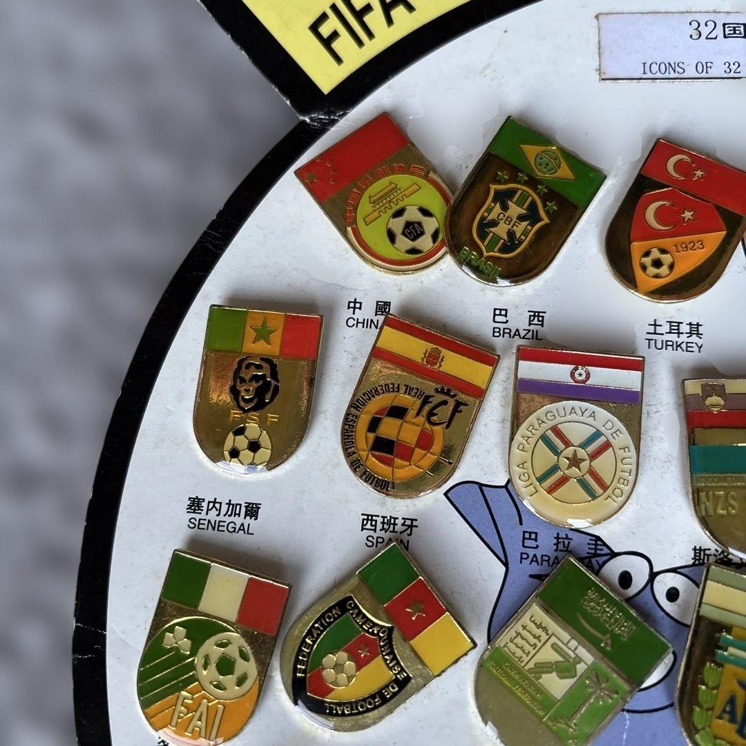 2002 FIFA WORLD CUP 記念バッジセット