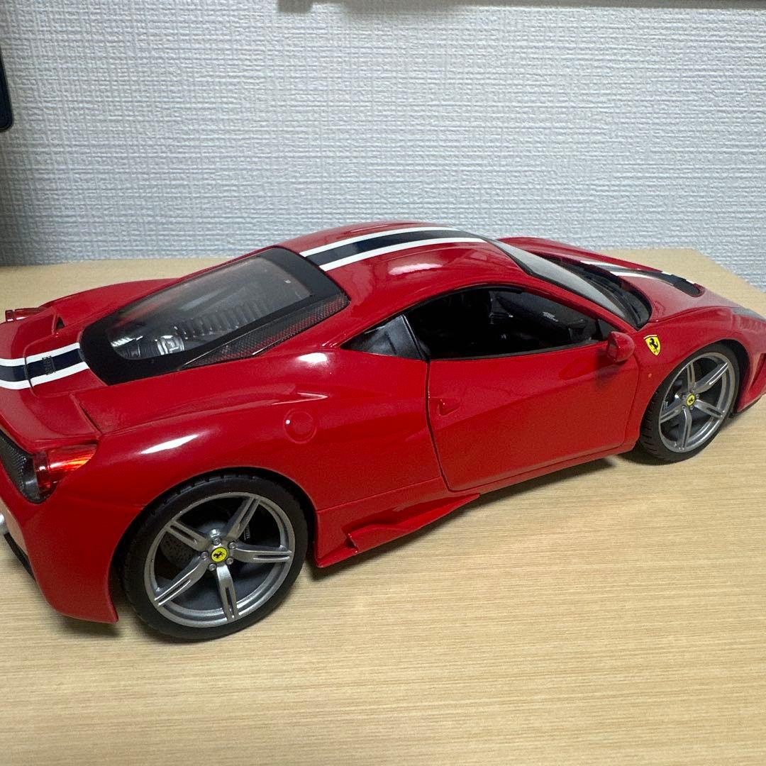 Ferrari 458 Italia ミニカー 1/18 赤