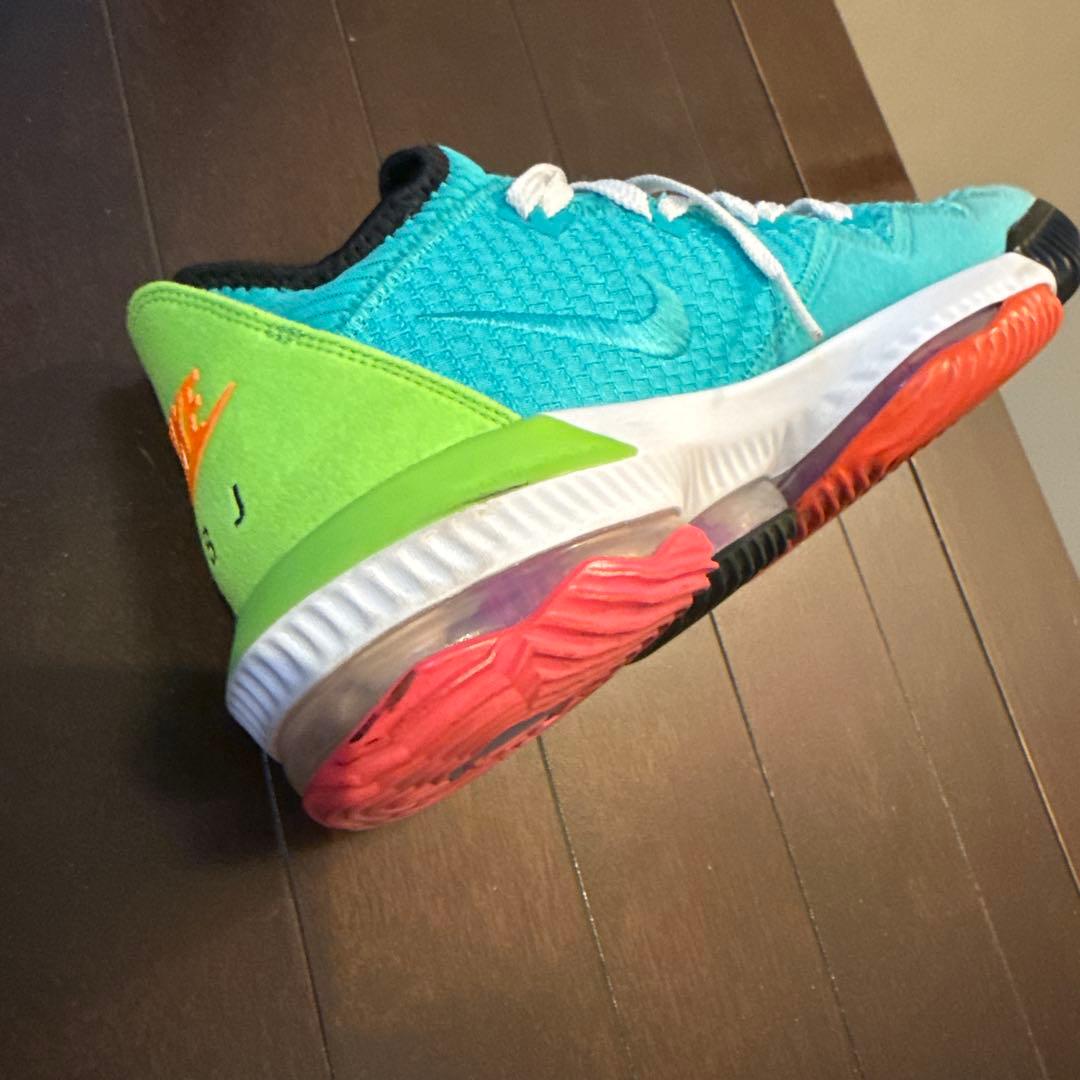 シューズ(男性用) NIKE LBJ Nike LeBron 18 Low