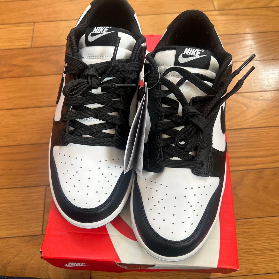 Nike Dunk Low ブラック/ホワイト