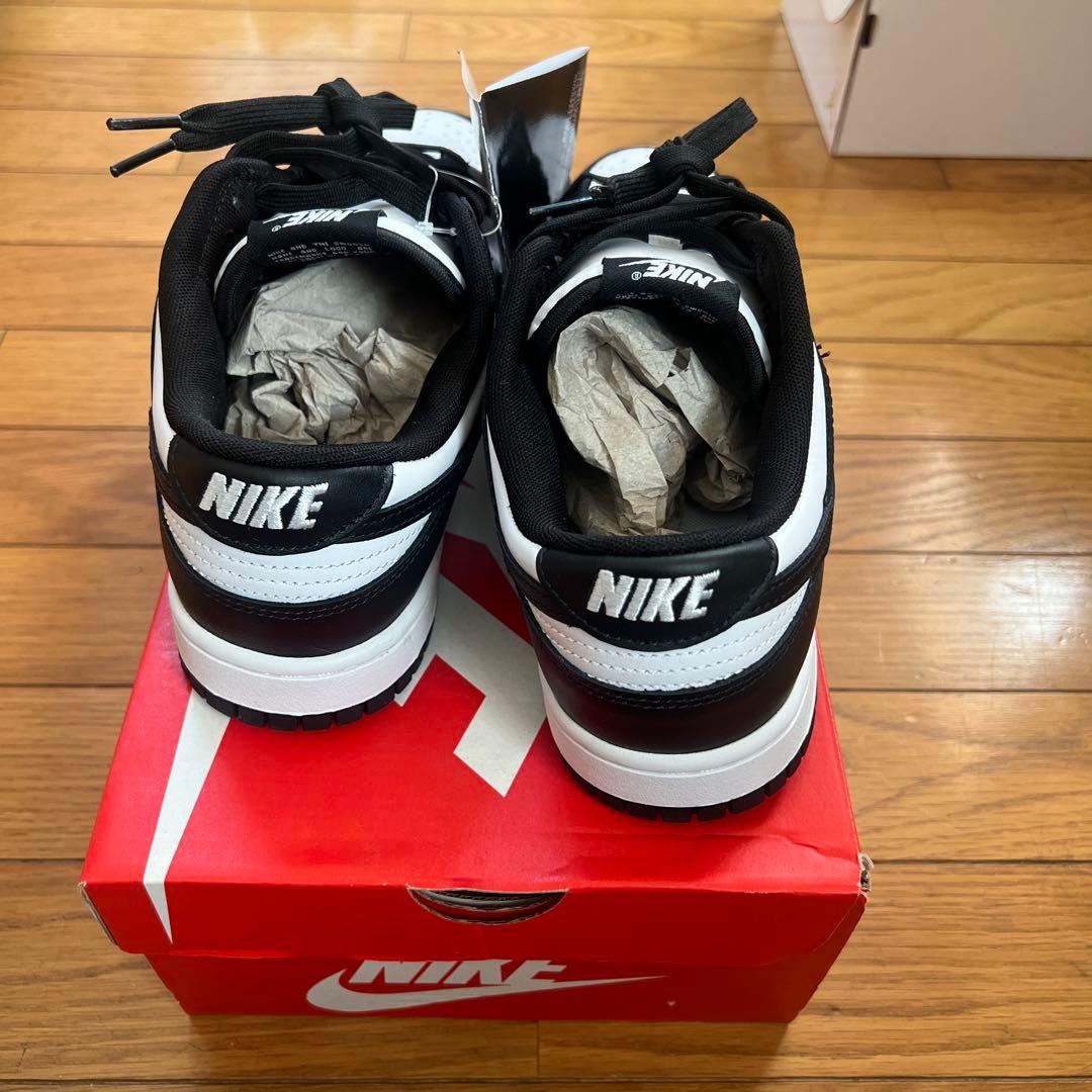 Nike Dunk Low ブラック/ホワイト
