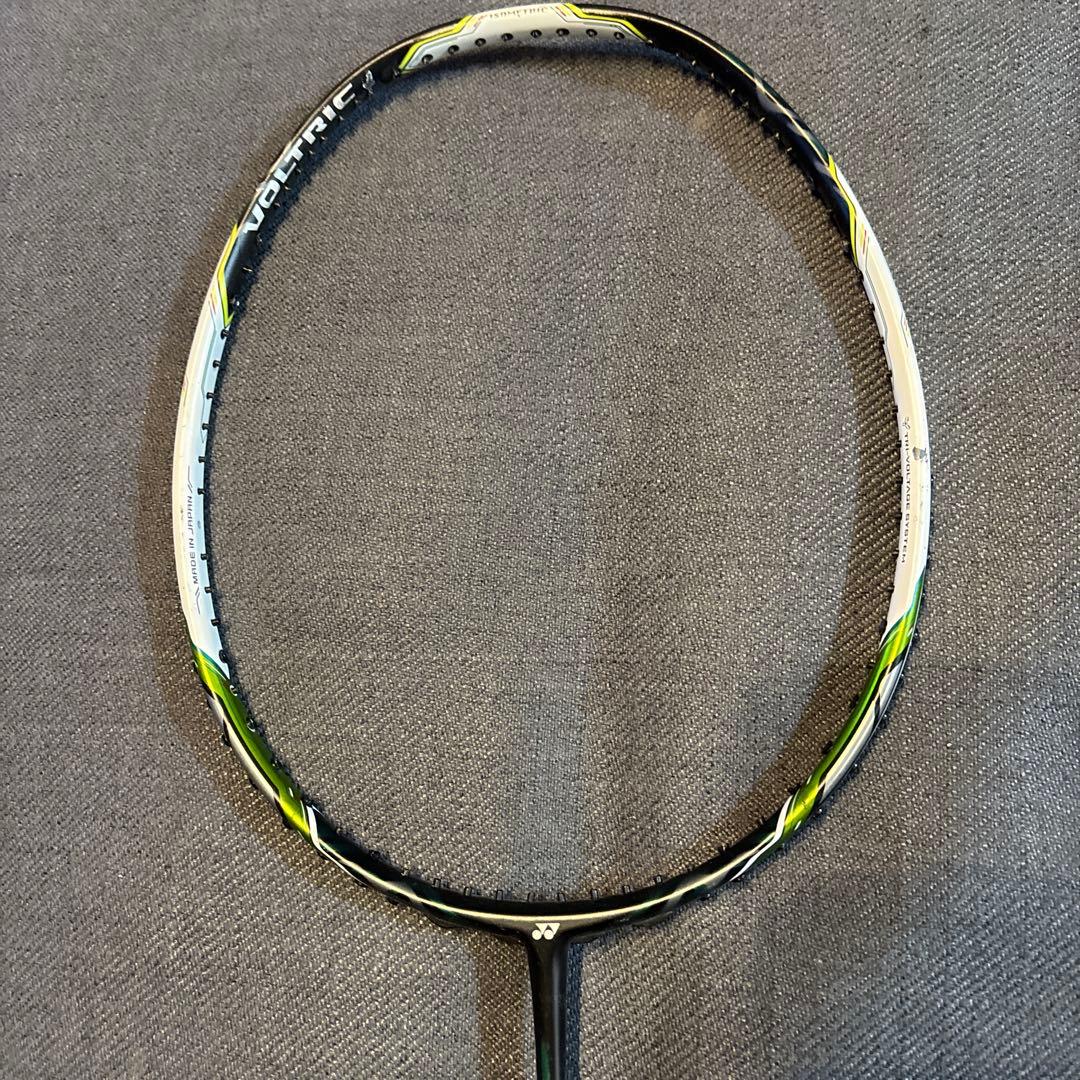 YONEX VOLTRIC ZFORCE 3U5バドミントンラケット