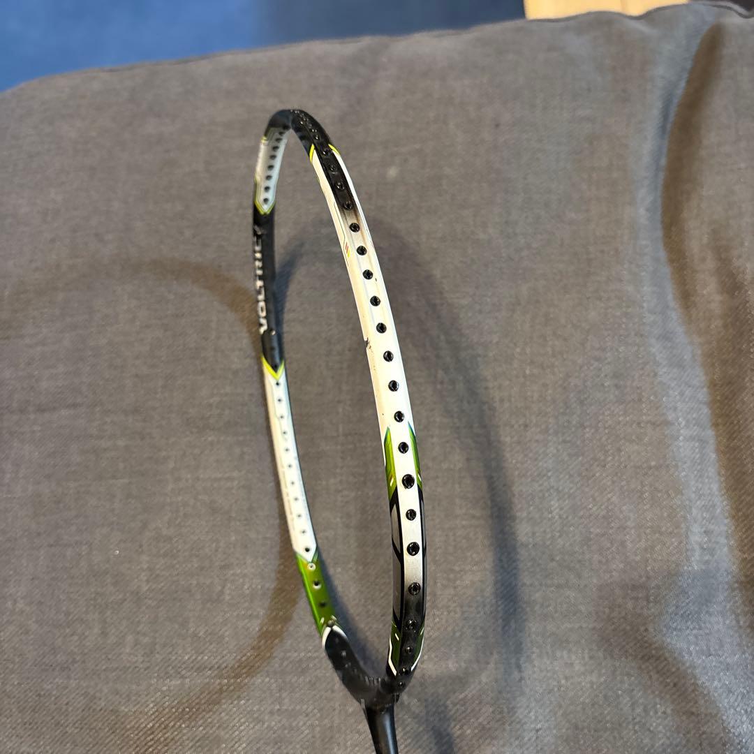 YONEX VOLTRIC ZFORCE 3U5バドミントンラケット