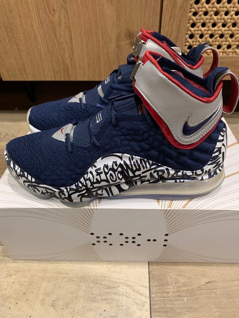 LEBRON 17 EP “Cold Blue”