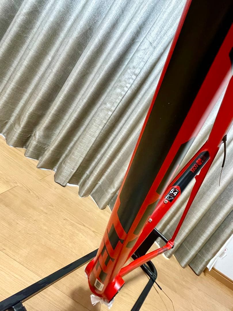 Itoshi FELT FR30 フレームセット 54 BBアダプター付