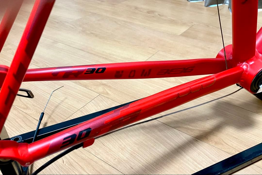 Itoshi FELT FR30 フレームセット 54 BBアダプター付