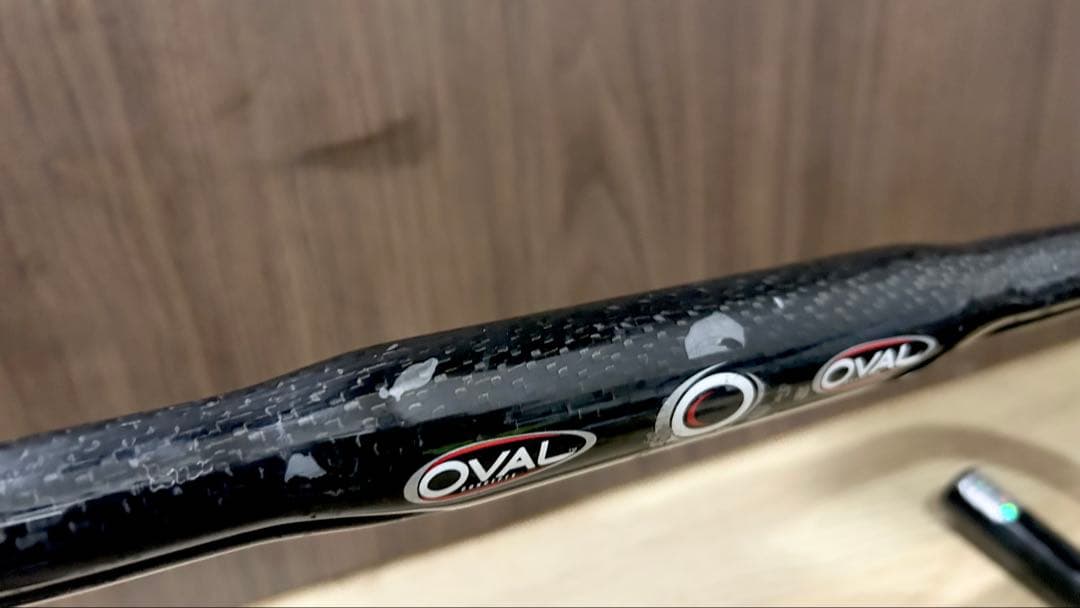 FUJI/OVAL純正【カーボンCarbonドロップハンドル】鬼軽な重量220g
